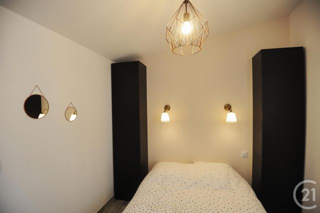 Appartement F2 à louer - 2 pièces - 38.0 m2 - LESPIGNAN - 34 - LANGUEDOC-ROUSSILLON - Century 21 Agi Immobilier