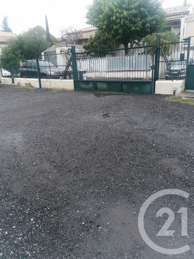 parking - PEZENAS - 34