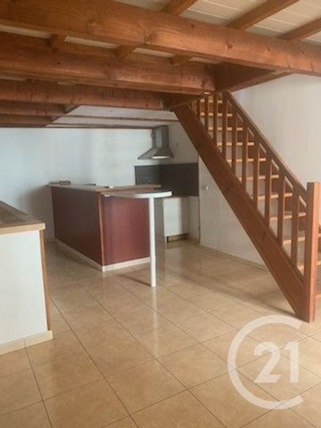 maison à louer - 3 pièces - 68.75 m2 - CASTELNAU DE GUERS - 34 - LANGUEDOC-ROUSSILLON - Century 21 Agi Immobilier