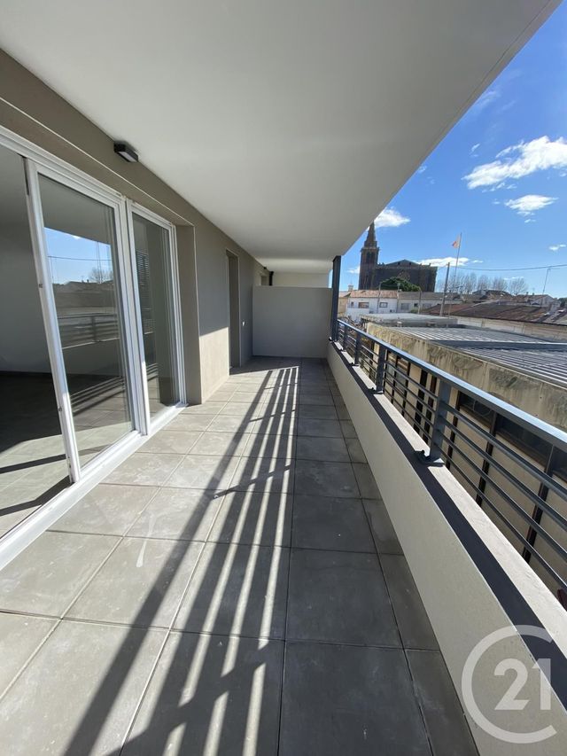 Appartement F3 à louer - 3 pièces - 60.56 m2 - VIAS - 34 - LANGUEDOC-ROUSSILLON - Century 21 Agi Immobilier