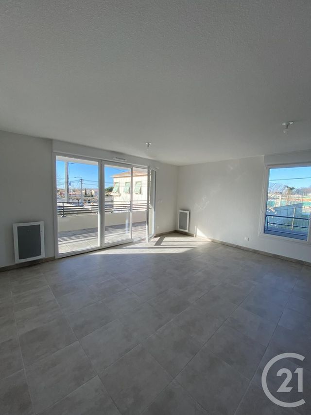 Appartement F3 à louer - 3 pièces - 60.56 m2 - VIAS - 34 - LANGUEDOC-ROUSSILLON - Century 21 Agi Immobilier