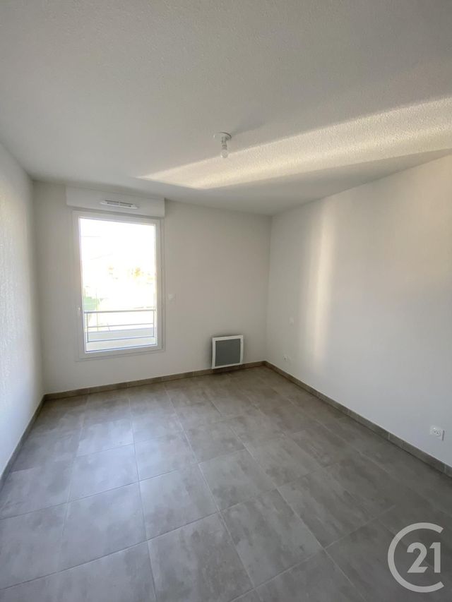 Appartement F3 à louer - 3 pièces - 60.56 m2 - VIAS - 34 - LANGUEDOC-ROUSSILLON - Century 21 Agi Immobilier