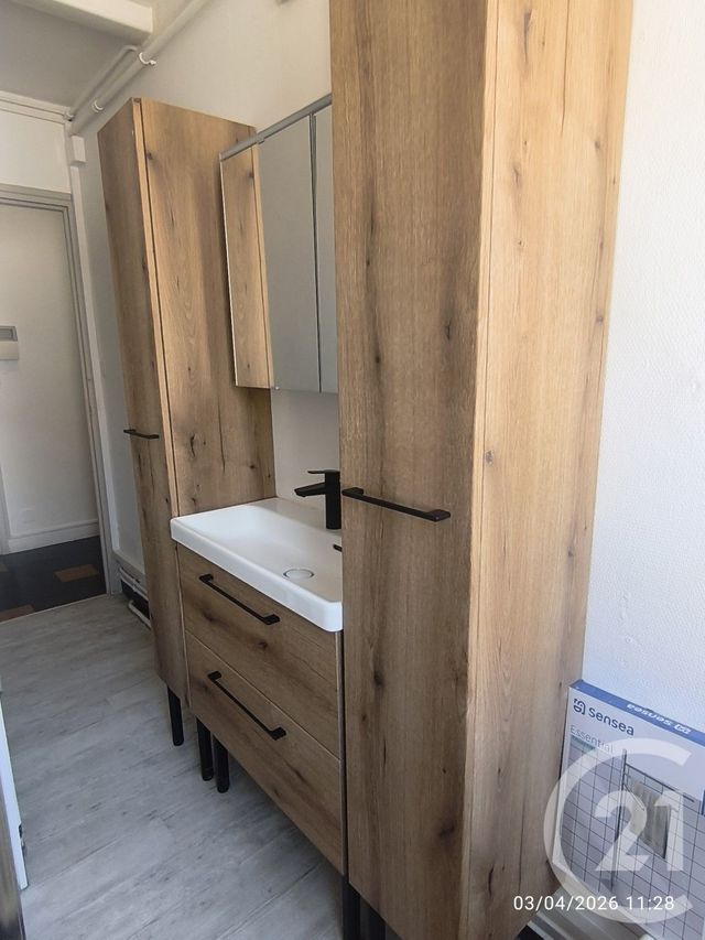 Appartement F3 à louer - 3 pièces - 67.0 m2 - BEZIERS - 34 - LANGUEDOC-ROUSSILLON - Century 21 Agi Immobilier