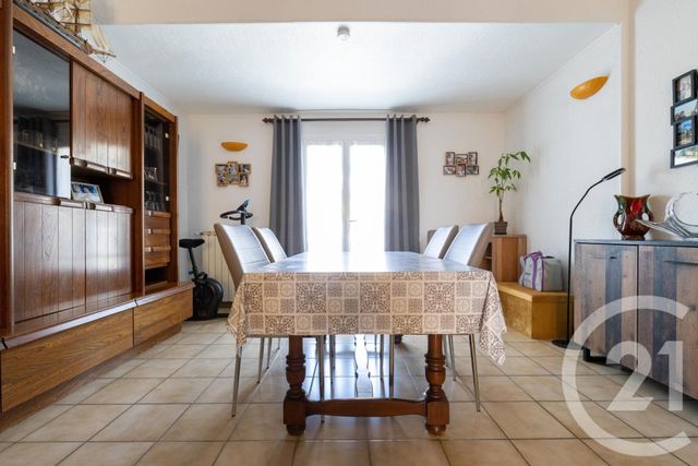 maison à vendre - 4 pièces - 106.4 m2 - PEZENAS - 34 - LANGUEDOC-ROUSSILLON - Century 21 Agi Immobilier