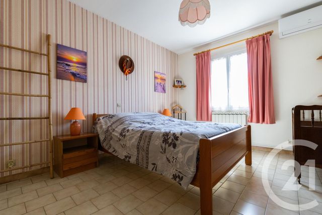 maison à vendre - 4 pièces - 106.4 m2 - PEZENAS - 34 - LANGUEDOC-ROUSSILLON - Century 21 Agi Immobilier