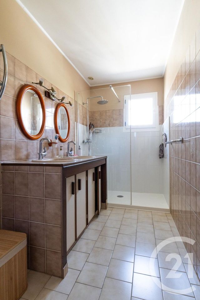 maison à vendre - 4 pièces - 106.4 m2 - PEZENAS - 34 - LANGUEDOC-ROUSSILLON - Century 21 Agi Immobilier