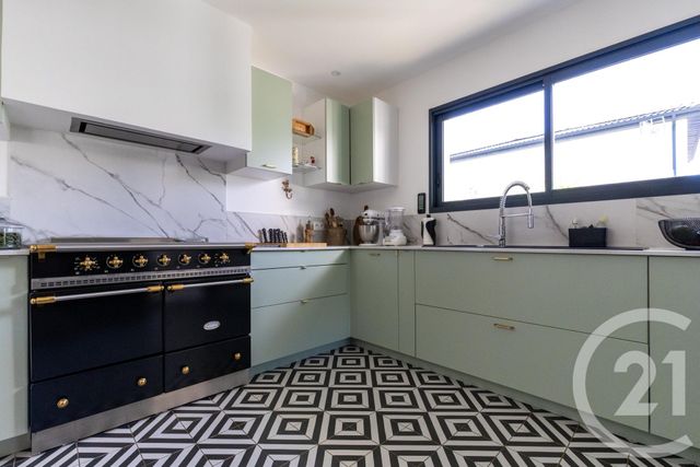 maison à vendre - 4 pièces - 130.0 m2 - PEZENAS - 34 - LANGUEDOC-ROUSSILLON - Century 21 Agi Immobilier