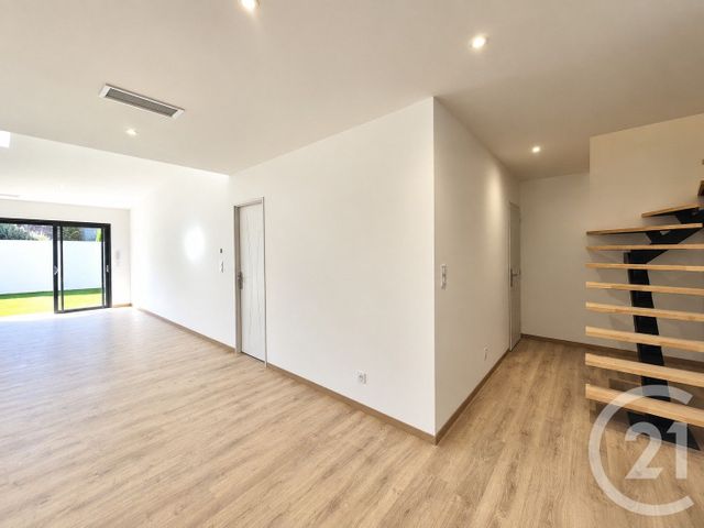 Appartement F4 à vendre - 4 pièces - 126.77 m2 - ROUJAN - 34 - LANGUEDOC-ROUSSILLON - Century 21 Agi Immobilier