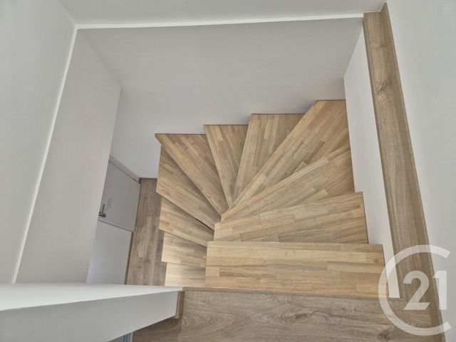 Appartement F4 à vendre - 4 pièces - 126.77 m2 - ROUJAN - 34 - LANGUEDOC-ROUSSILLON - Century 21 Agi Immobilier