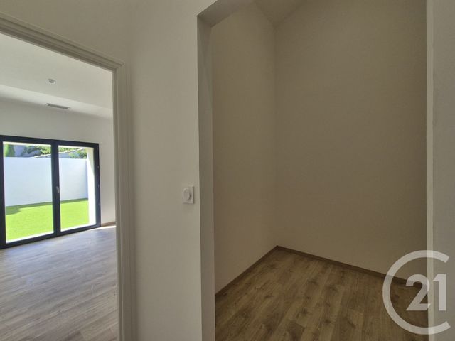 Appartement F4 à vendre - 4 pièces - 126.77 m2 - ROUJAN - 34 - LANGUEDOC-ROUSSILLON - Century 21 Agi Immobilier