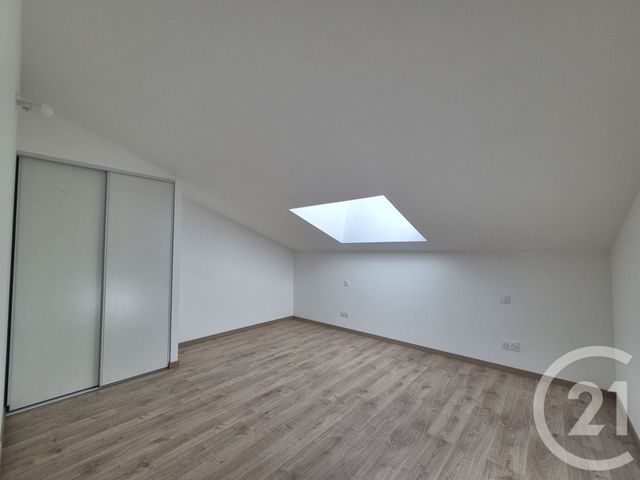 Appartement F4 à vendre - 4 pièces - 126.77 m2 - ROUJAN - 34 - LANGUEDOC-ROUSSILLON - Century 21 Agi Immobilier