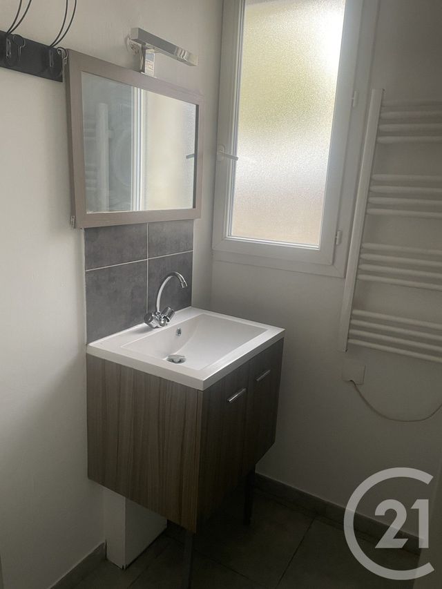 Appartement F1 à louer - 1 pièce - 22.53 m2 - MONTAGNAC - 34 - LANGUEDOC-ROUSSILLON - Century 21 Agi Immobilier