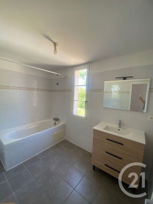 maison à louer - 3 pièces - 76.69 m2 - MONTAGNAC - 34 - LANGUEDOC-ROUSSILLON - Century 21 Agi Immobilier