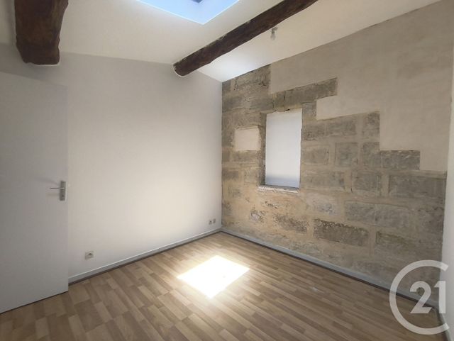 Appartement F2 à louer - 2 pièces - 35.0 m2 - PEZENAS - 34 - LANGUEDOC-ROUSSILLON - Century 21 Agi Immobilier