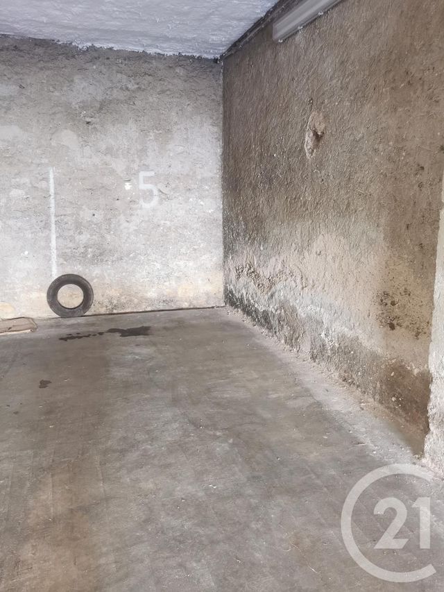 parking - PEZENAS - 34