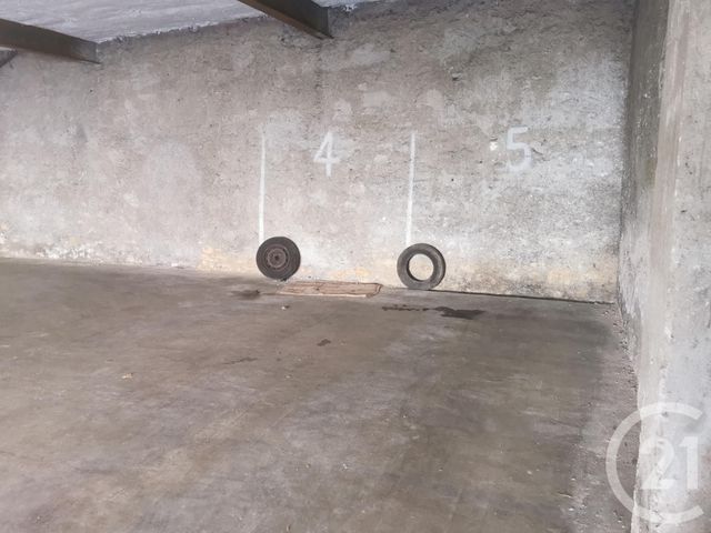 parking à louer - 20.0 m2 - PEZENAS - 34 - LANGUEDOC-ROUSSILLON - Century 21 Agi Immobilier