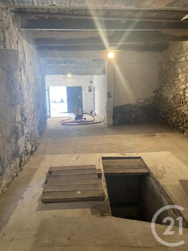 parking à louer - 68.0 m2 - CAUX - 34 - LANGUEDOC-ROUSSILLON - Century 21 Agi Immobilier