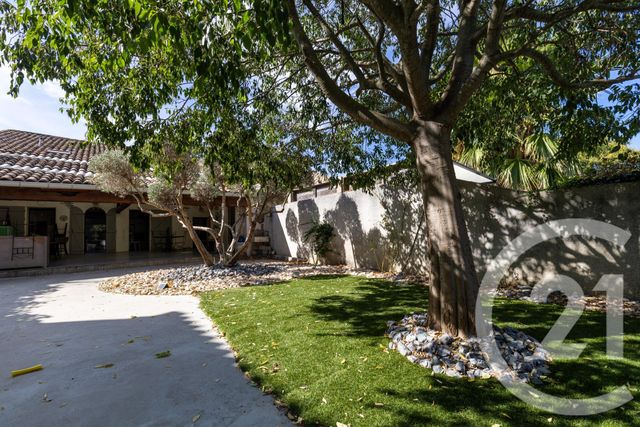 maison à vendre - 7 pièces - 168.69 m2 - SERVIAN - 34 - LANGUEDOC-ROUSSILLON - Century 21 Agi Immobilier