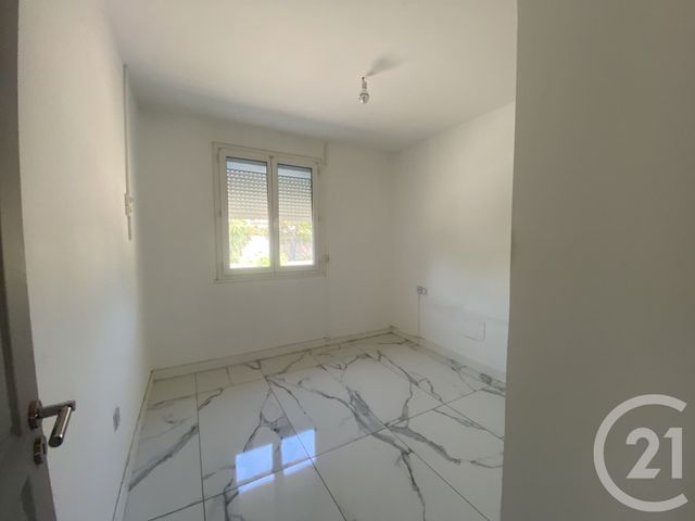 maison à vendre - 4 pièces - 86.0 m2 - PEZENAS - 34 - LANGUEDOC-ROUSSILLON - Century 21 Agi Immobilier