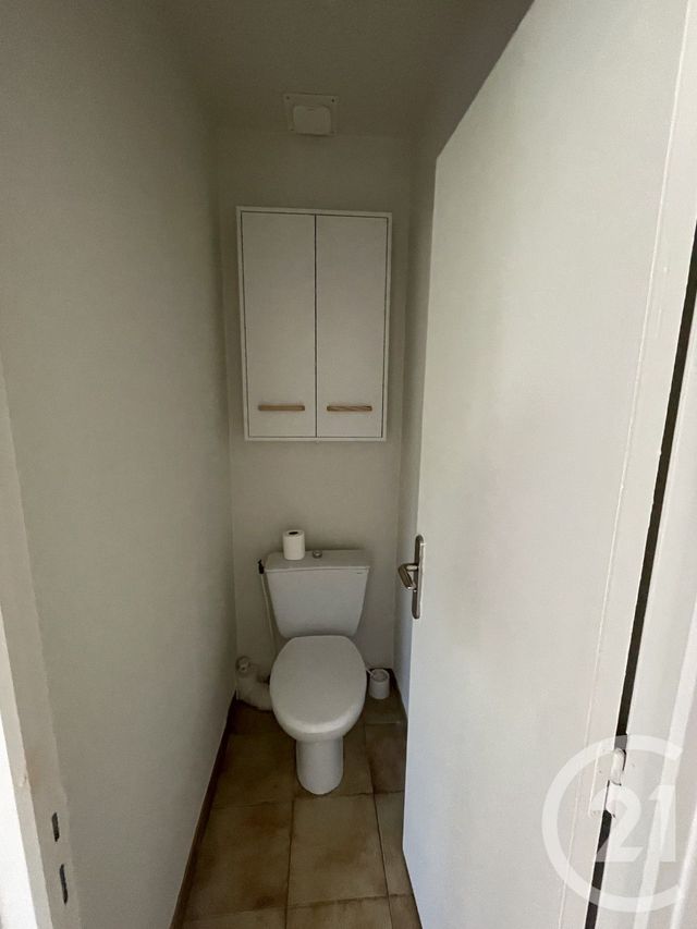 Appartement F3 à vendre - 3 pièces - 67.86 m2 - PEZENAS - 34 - LANGUEDOC-ROUSSILLON - Century 21 Agi Immobilier