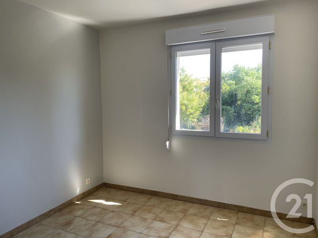 Appartement F3 à vendre - 3 pièces - 67.86 m2 - PEZENAS - 34 - LANGUEDOC-ROUSSILLON - Century 21 Agi Immobilier