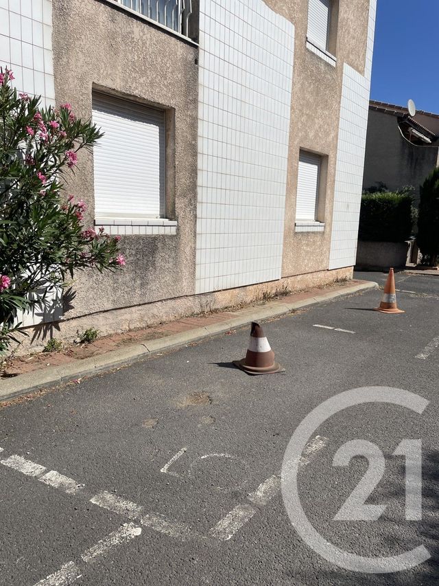 Appartement F3 à vendre - 3 pièces - 67.86 m2 - PEZENAS - 34 - LANGUEDOC-ROUSSILLON - Century 21 Agi Immobilier