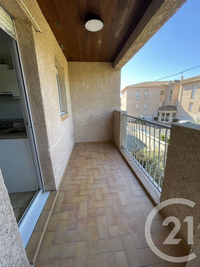 Appartement F3 à vendre - 3 pièces - 67.86 m2 - PEZENAS - 34 - LANGUEDOC-ROUSSILLON - Century 21 Agi Immobilier