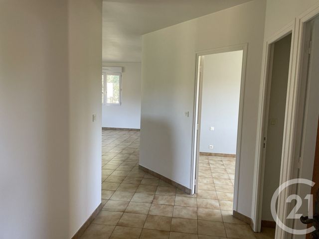 Appartement F3 à vendre - 3 pièces - 67.86 m2 - PEZENAS - 34 - LANGUEDOC-ROUSSILLON - Century 21 Agi Immobilier