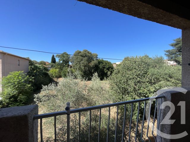 Appartement F3 à vendre - 3 pièces - 67.86 m2 - PEZENAS - 34 - LANGUEDOC-ROUSSILLON - Century 21 Agi Immobilier
