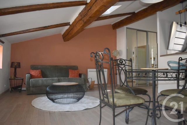 Appartement T2 à louer - 2 pièces - 51.0 m2 - PEZENAS - 34 - LANGUEDOC-ROUSSILLON - Century 21 Agi Immobilier