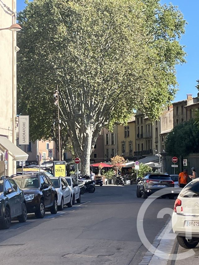Appartement F1 à louer - 1 pièce - 23.4 m2 - PEZENAS - 34 - LANGUEDOC-ROUSSILLON - Century 21 Agi Immobilier