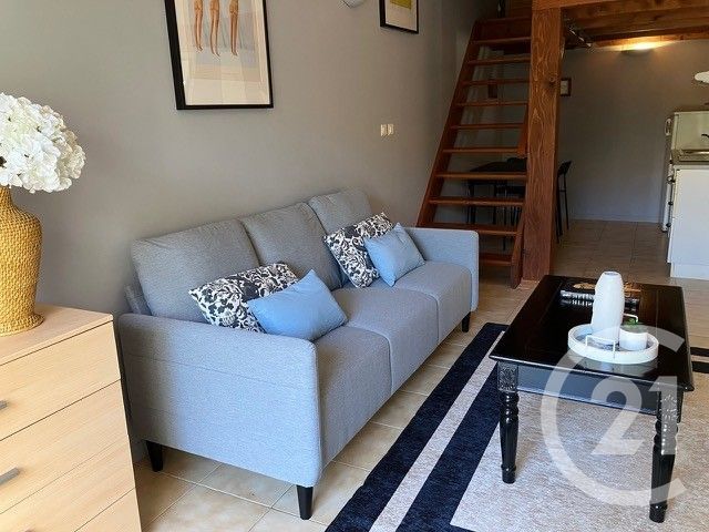 maison à louer - 2 pièces - 41.0 m2 - ROUJAN - 34 - LANGUEDOC-ROUSSILLON - Century 21 Agi Immobilier