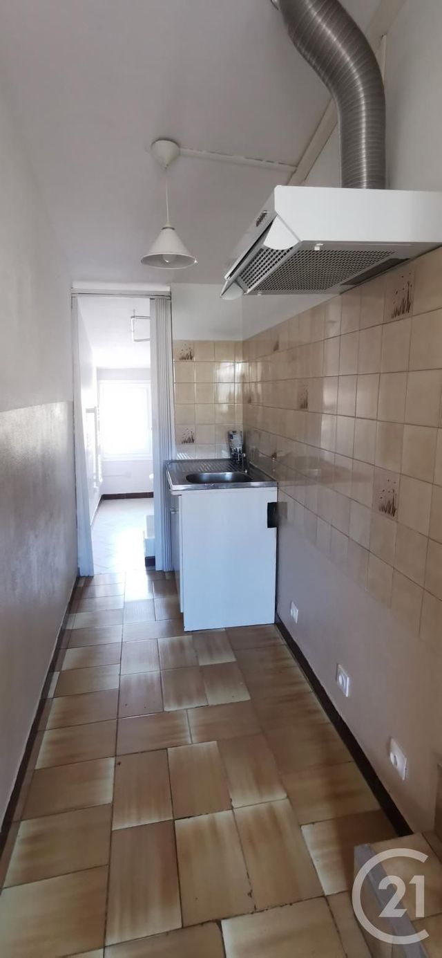 Appartement F3 à louer - 3 pièces - 60.0 m2 - PEZENAS - 34 - LANGUEDOC-ROUSSILLON - Century 21 Agi Immobilier