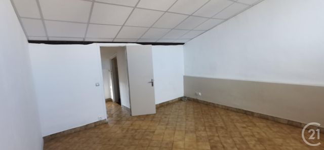 Appartement F3 à louer - 3 pièces - 60.0 m2 - PEZENAS - 34 - LANGUEDOC-ROUSSILLON - Century 21 Agi Immobilier