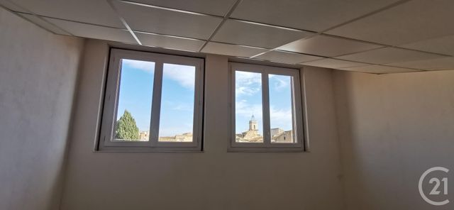 Appartement F3 à louer - 3 pièces - 60.0 m2 - PEZENAS - 34 - LANGUEDOC-ROUSSILLON - Century 21 Agi Immobilier