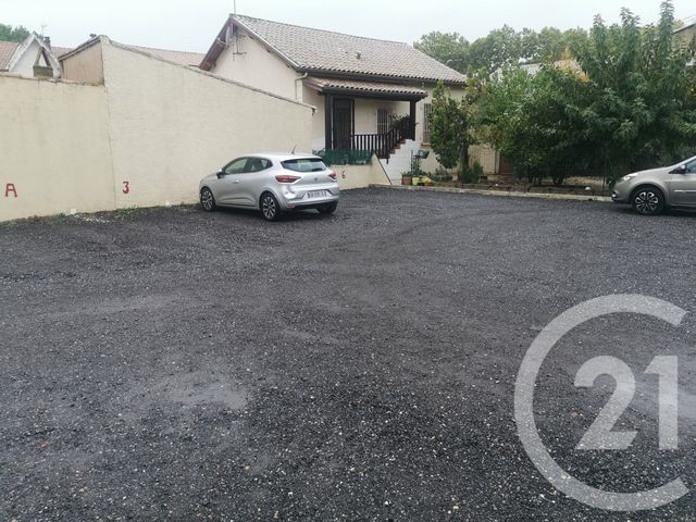parking à louer - 6.0 m2 - PEZENAS - 34 - LANGUEDOC-ROUSSILLON - Century 21 Agi Immobilier