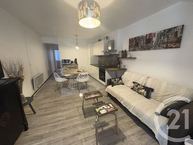 Appartement F2 à vendre - 2 pièces - 43.22 m2 - PEZENAS - 34 - LANGUEDOC-ROUSSILLON - Century 21 Agi Immobilier