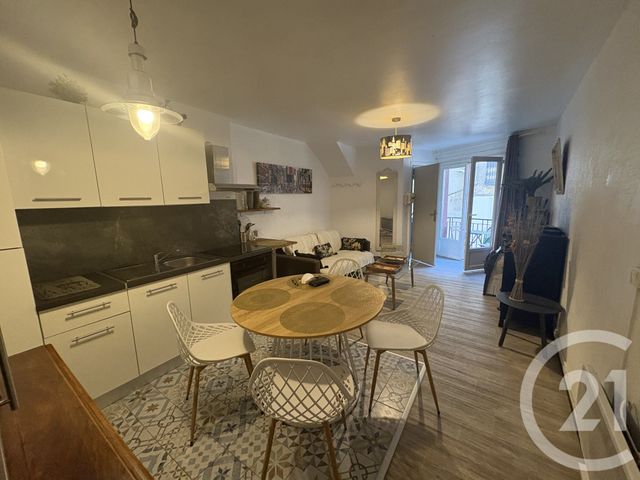 Appartement F2 à vendre - 2 pièces - 43.22 m2 - PEZENAS - 34 - LANGUEDOC-ROUSSILLON - Century 21 Agi Immobilier