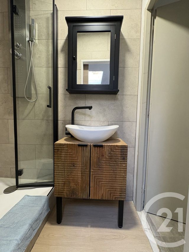 Appartement F2 à vendre - 2 pièces - 37.09 m2 - PEZENAS - 34 - LANGUEDOC-ROUSSILLON - Century 21 Agi Immobilier