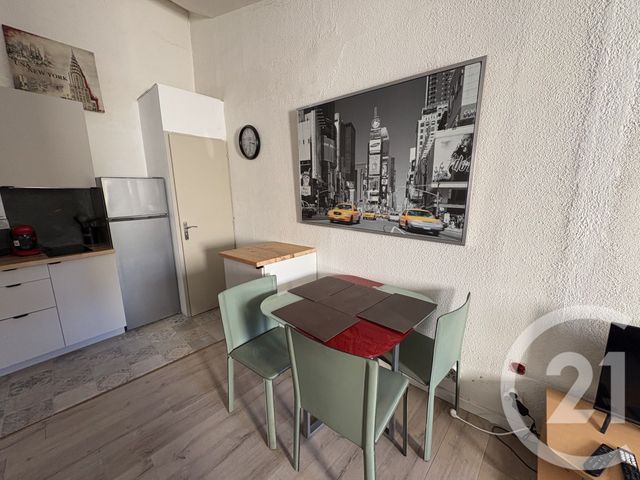 Appartement F2 à vendre - 2 pièces - 37.09 m2 - PEZENAS - 34 - LANGUEDOC-ROUSSILLON - Century 21 Agi Immobilier