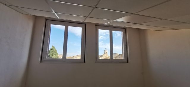 Appartement F3 à louer - 3 pièces - 60.0 m2 - PEZENAS - 34 - LANGUEDOC-ROUSSILLON - Century 21 Agi Immobilier
